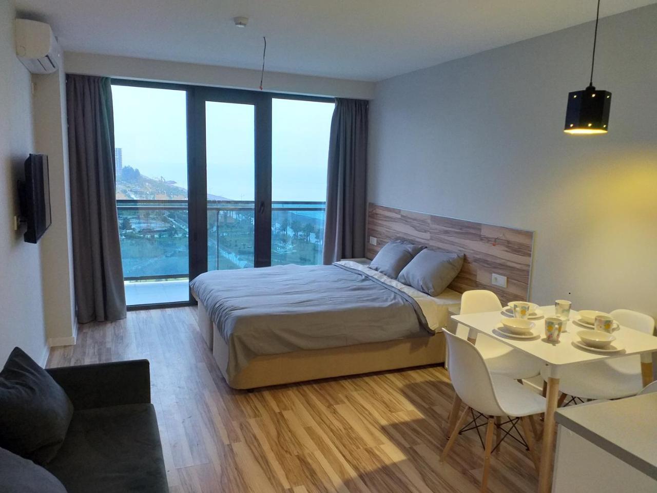 Batumi Beach Tower 外观 照片