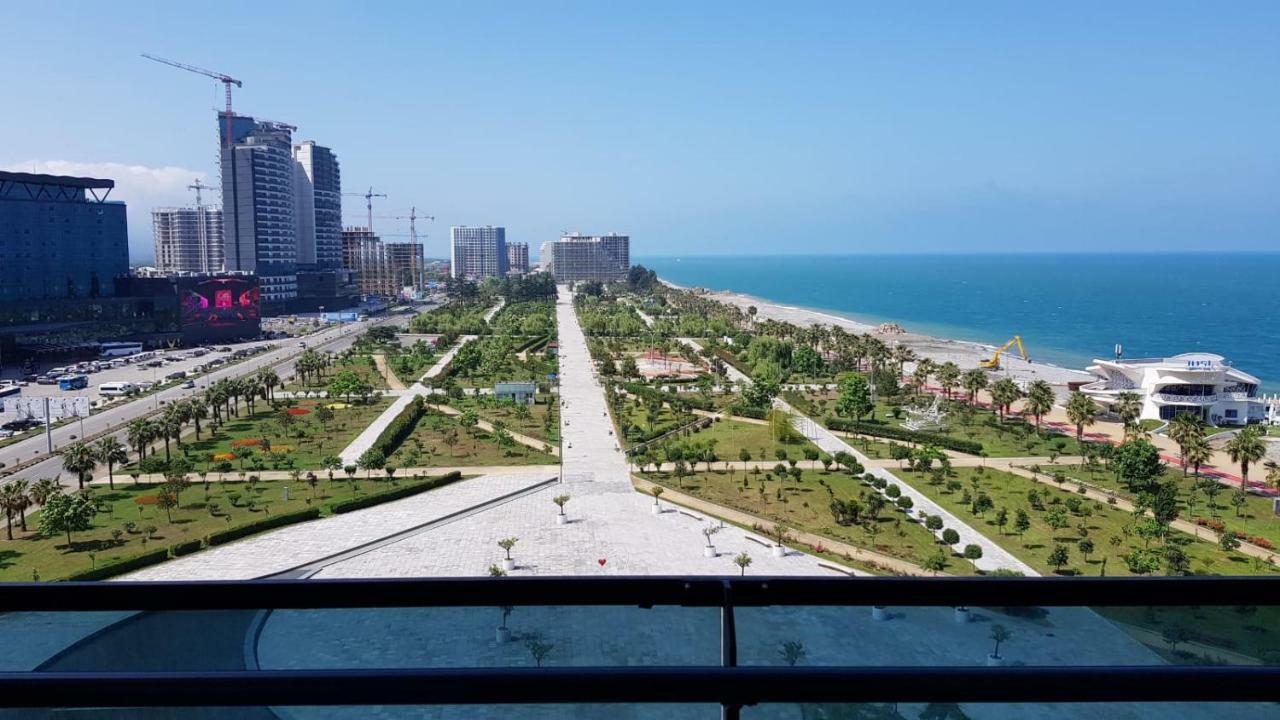 Batumi Beach Tower 外观 照片